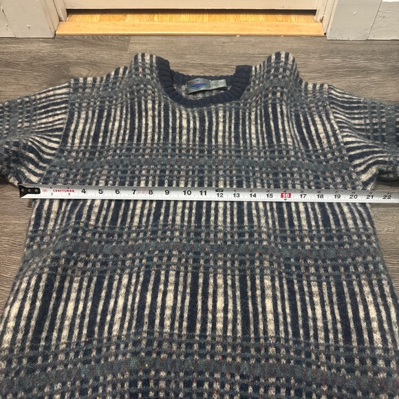Vintage Shetland Wool Sweater - Picture 8 of 9